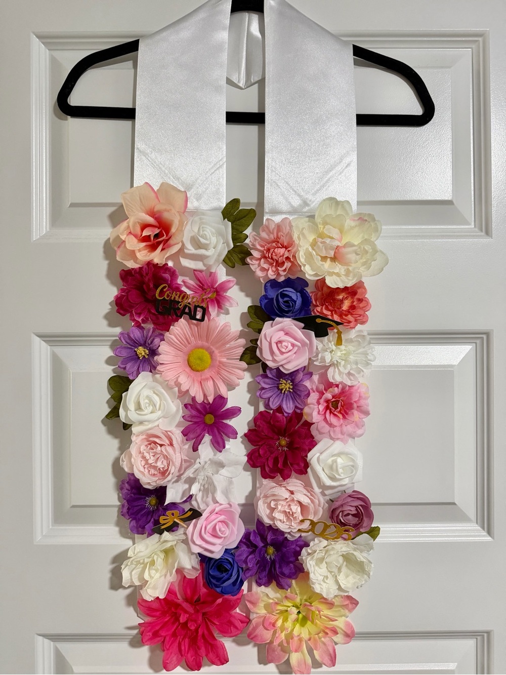 - Graduation floral sash/graduation floral lei